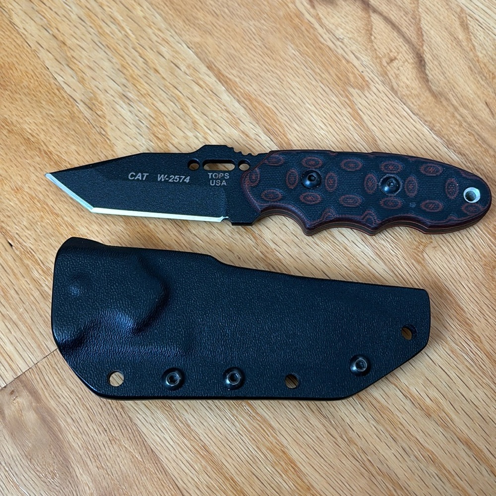 Tops USA CAT knife
